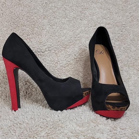Black and Red platform high heels - Picture 4 of 8
